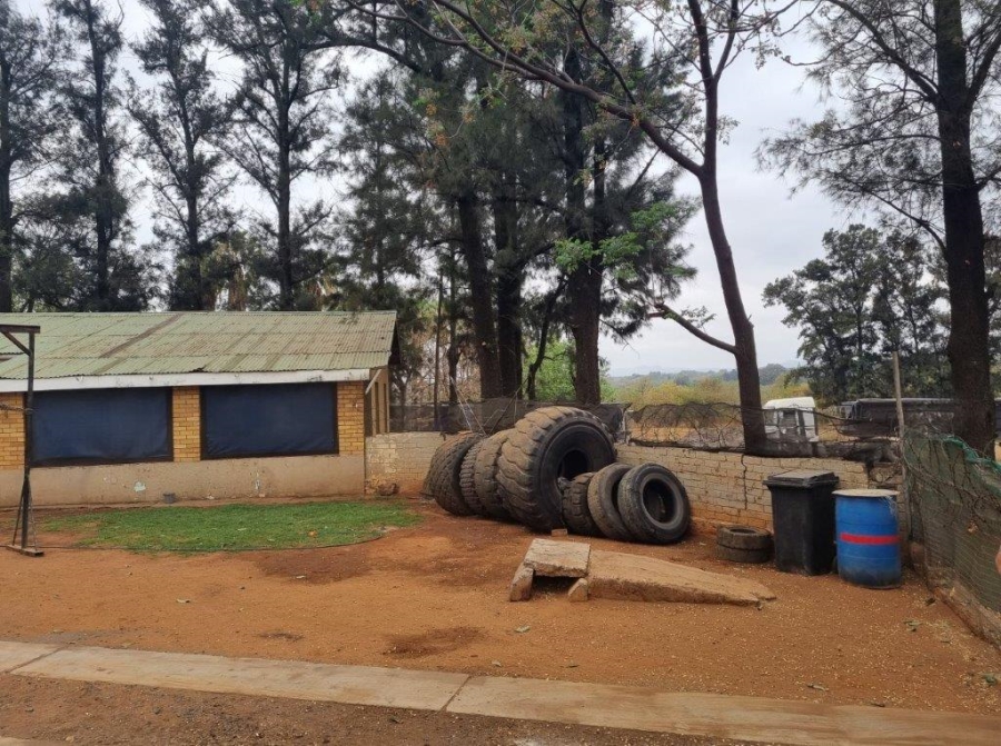 Commercial Property for Sale in Boschfontein A H North West